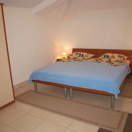 Juliana 자다르